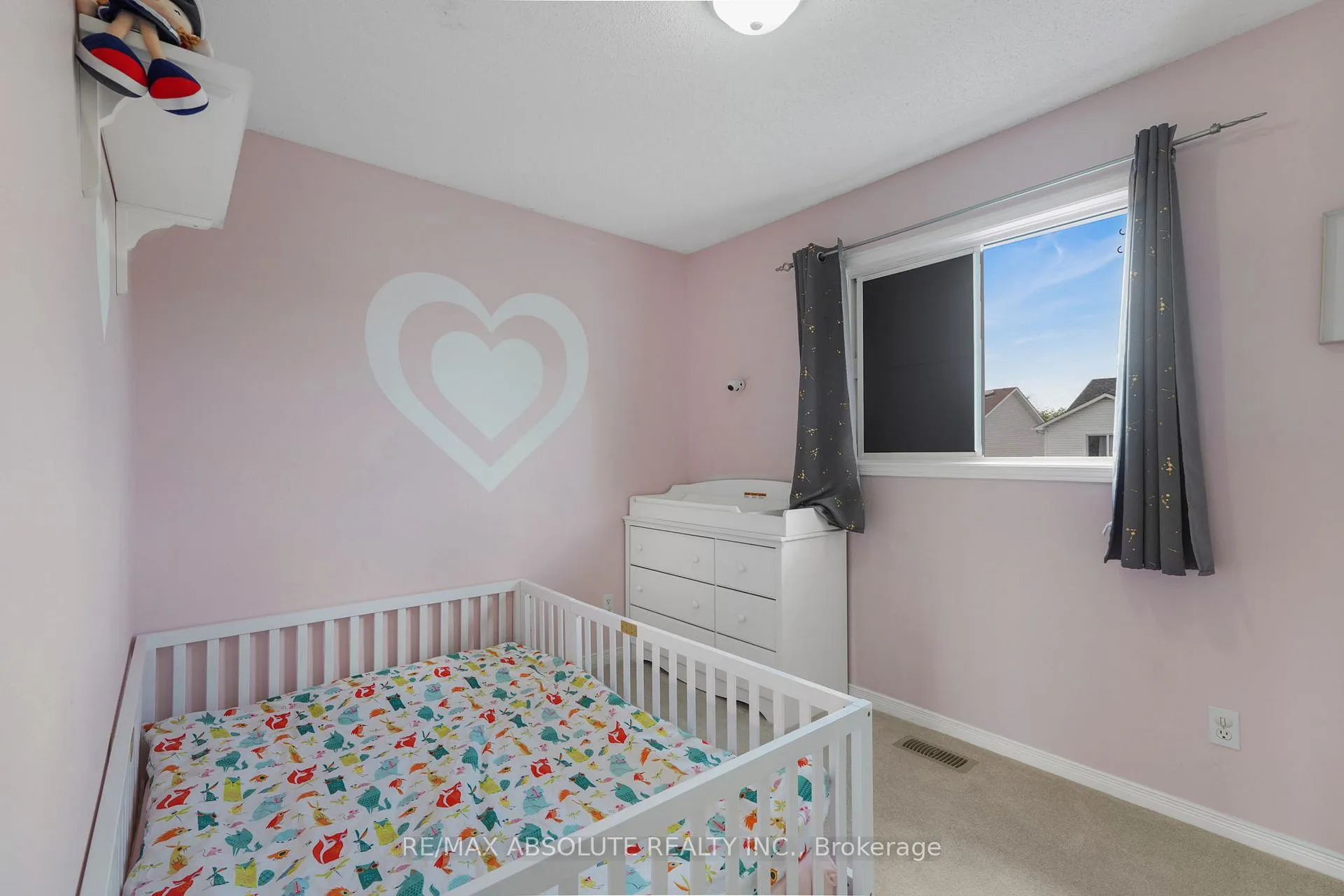 Photo 20 of 879 Paradise Crescent, Ottawa, Fallingbrook/Gardenway South — HOMEH