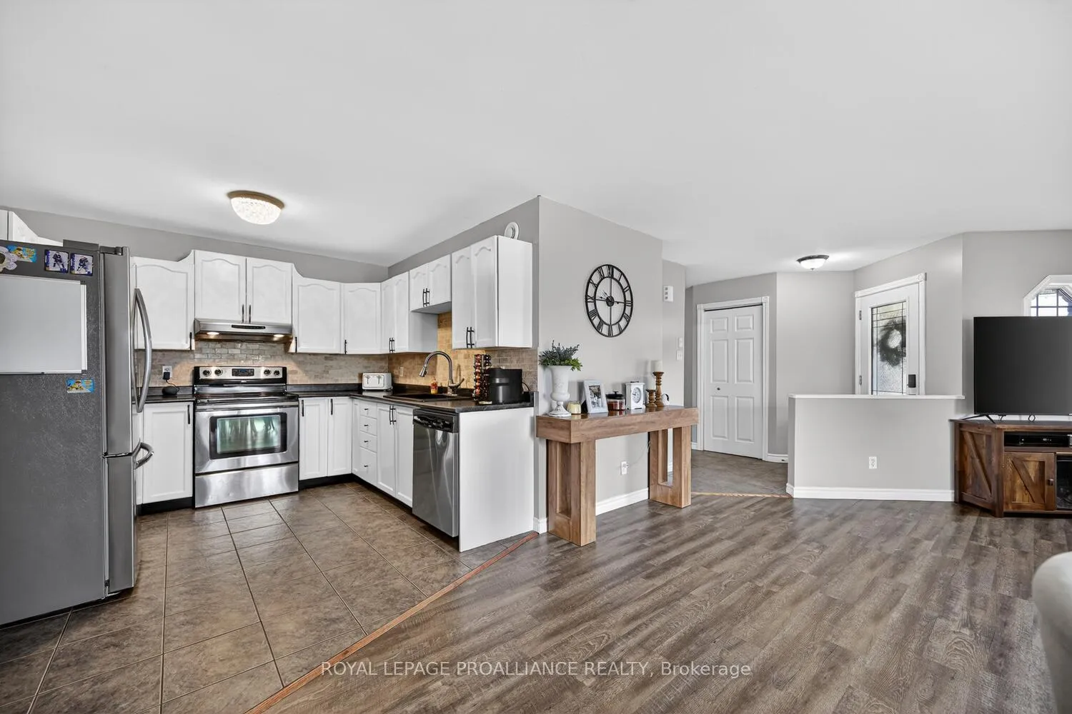 Photo 13 of 5500 Meadowbrook Drive, South Dundas, Iroquois — HOMEH