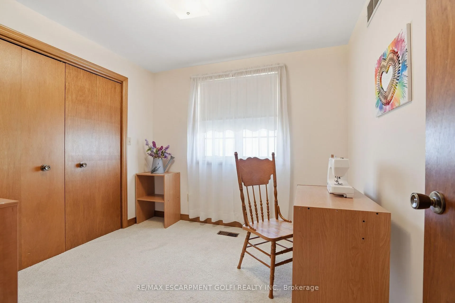 Photo 17 of 11 Greenbriar Court, Welland, Prince Charles — HOMEH