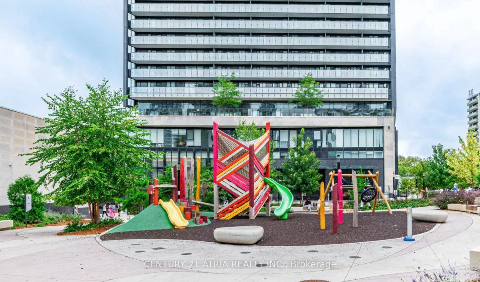 Photo 8 of Unit 1701, 575 Bloor Street E, Toronto, North St. James Town — HOMEH