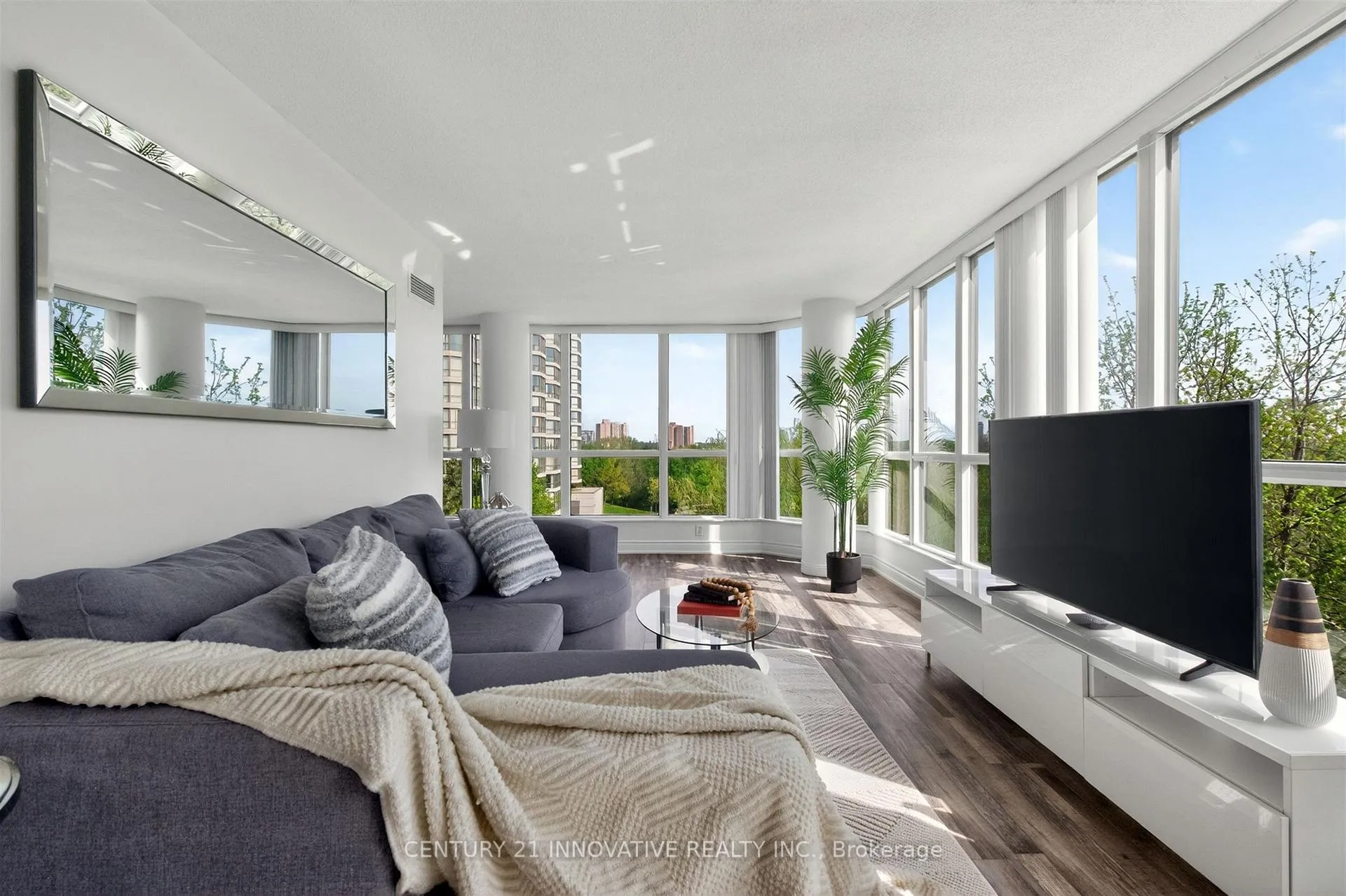 Photo 1 of Unit 415, 5 Rowntree Road, Etobicoke, Mount Olive-Silverstone-Jamestown — HOMEH