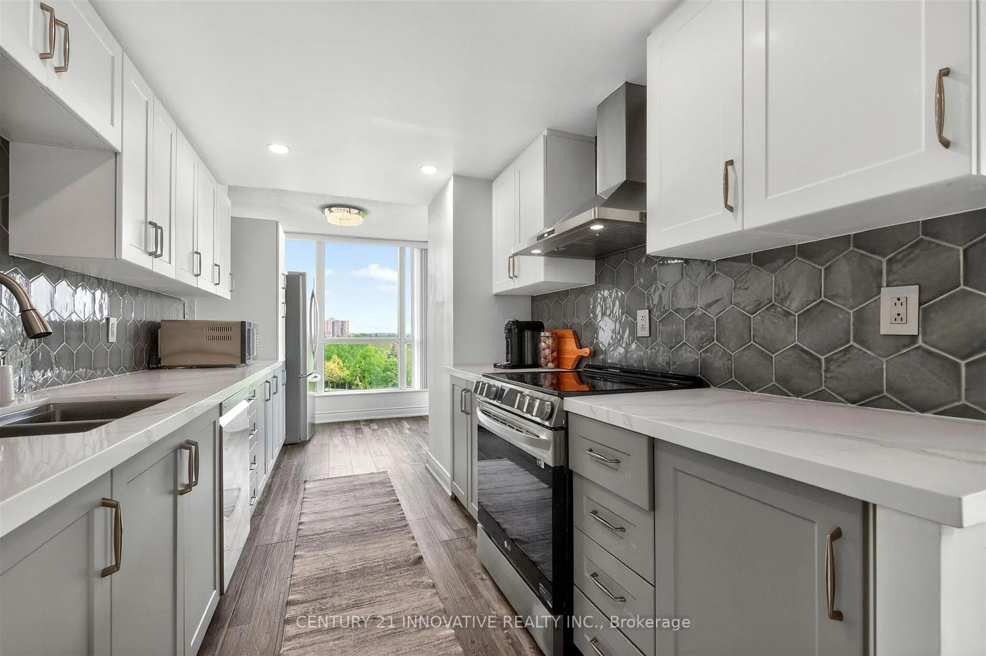 Photo 7 of Unit 415, 5 Rowntree Road, Etobicoke, Mount Olive-Silverstone-Jamestown — HOMEH