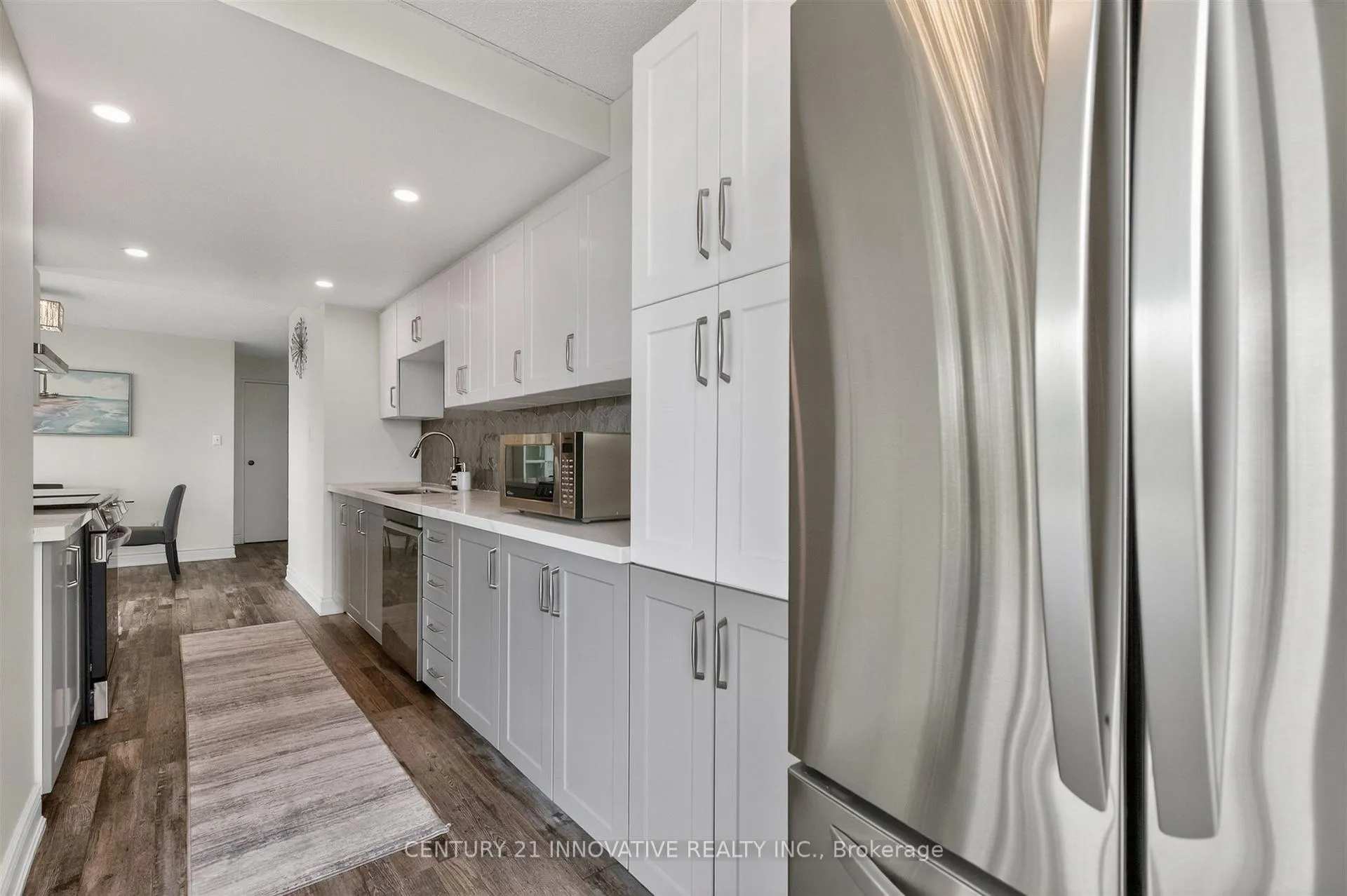 Photo 9 of Unit 415, 5 Rowntree Road, Etobicoke, Mount Olive-Silverstone-Jamestown — HOMEH