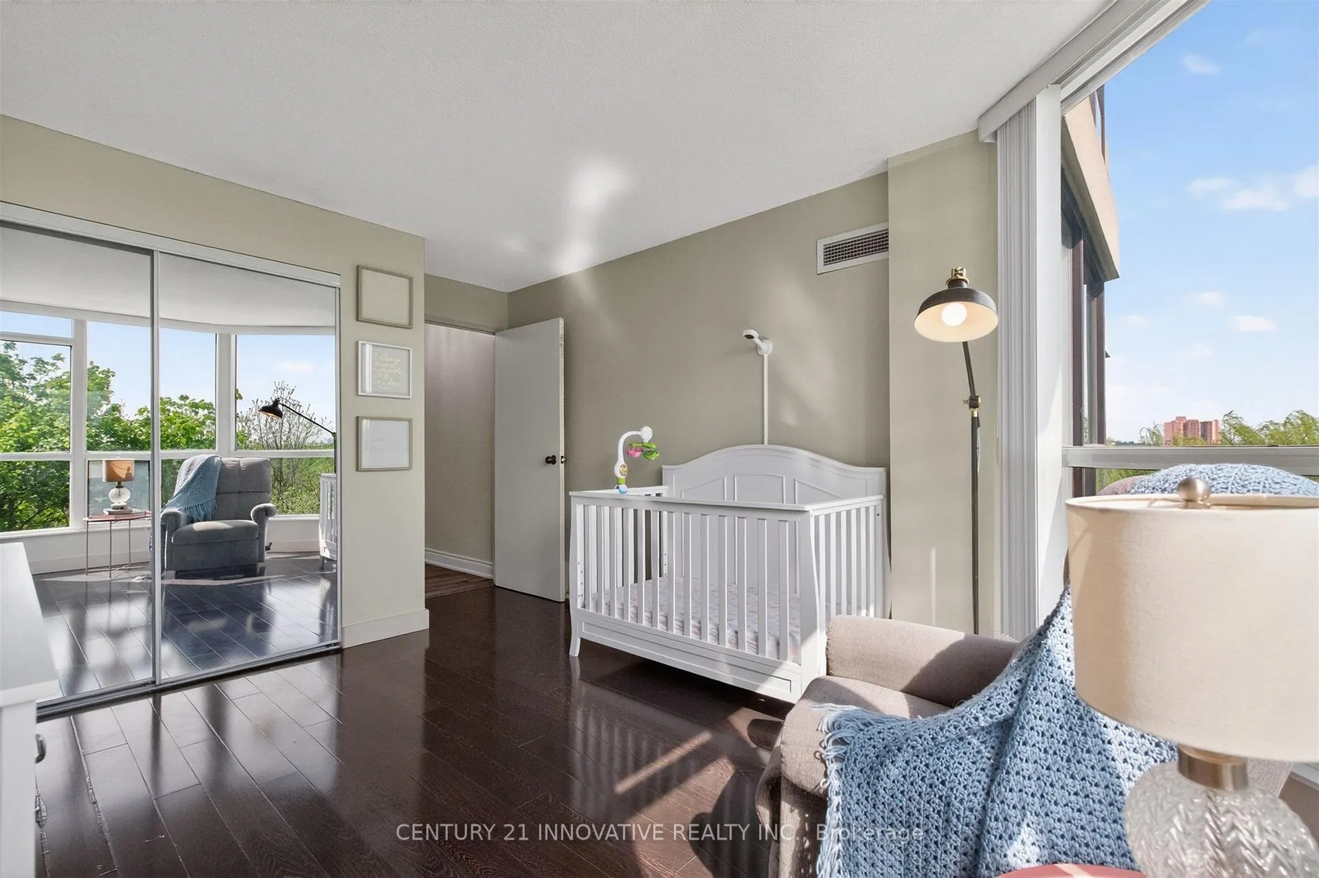 Photo 19 of Unit 415, 5 Rowntree Road, Etobicoke, Mount Olive-Silverstone-Jamestown — HOMEH