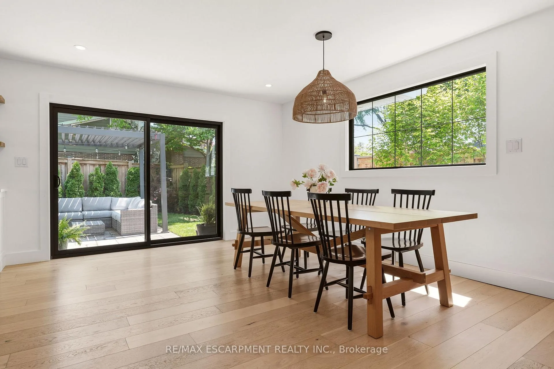 Photo 9 of 394 Rankin Drive, Burlington, Roseland — HOMEH