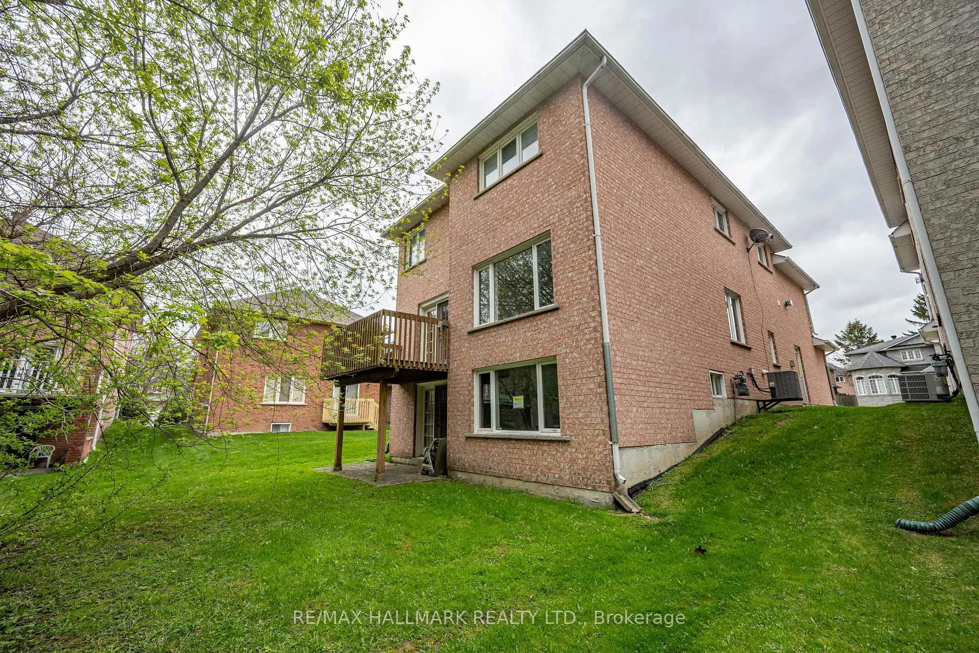 Photo 32 of 93 Tillie Square, Markham, Milliken Mills East — HOMEH