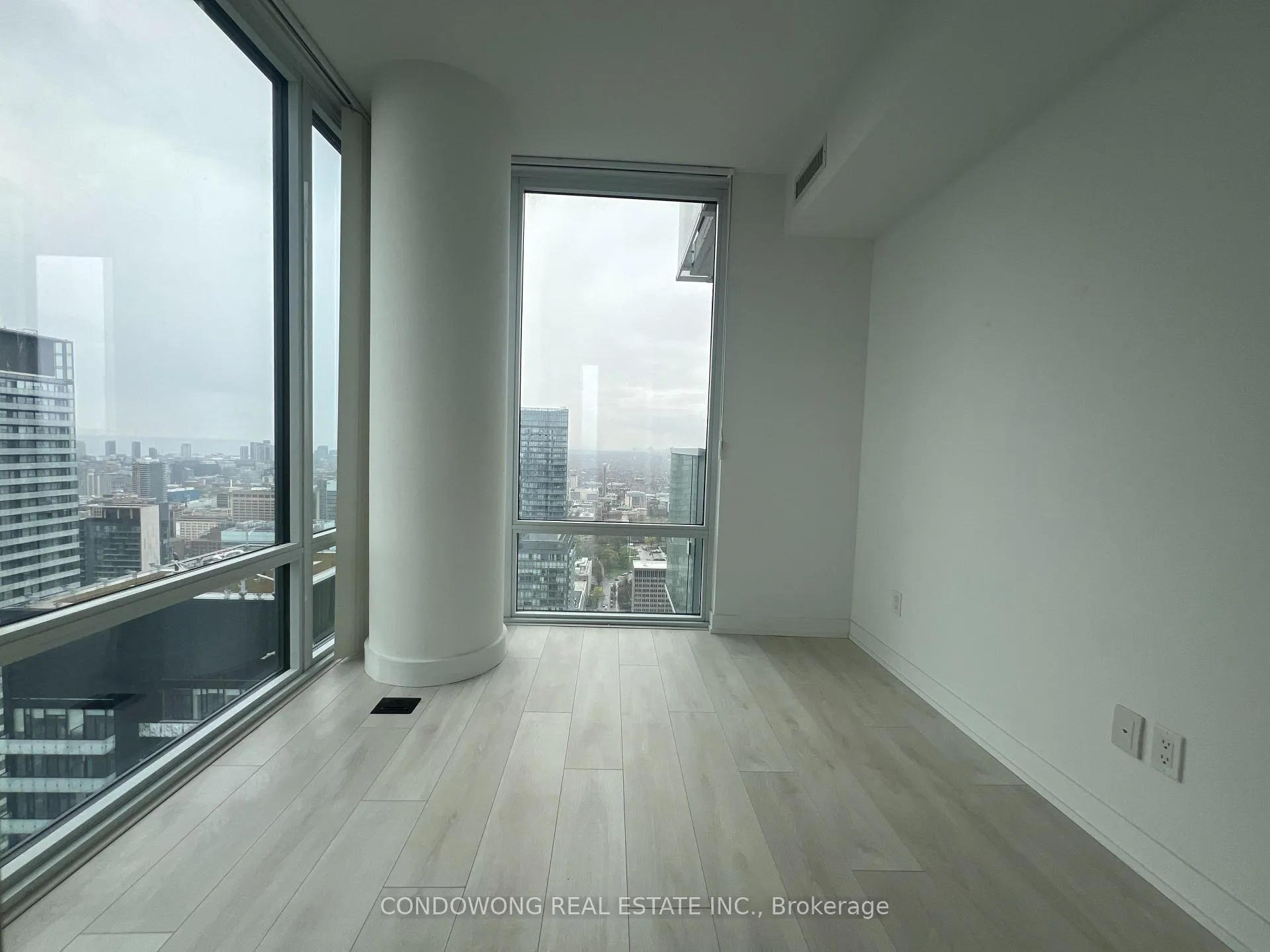 Photo 9 of Unit 4812, 501 Yonge Street, Toronto, Church-Yonge Corridor — HOMEH