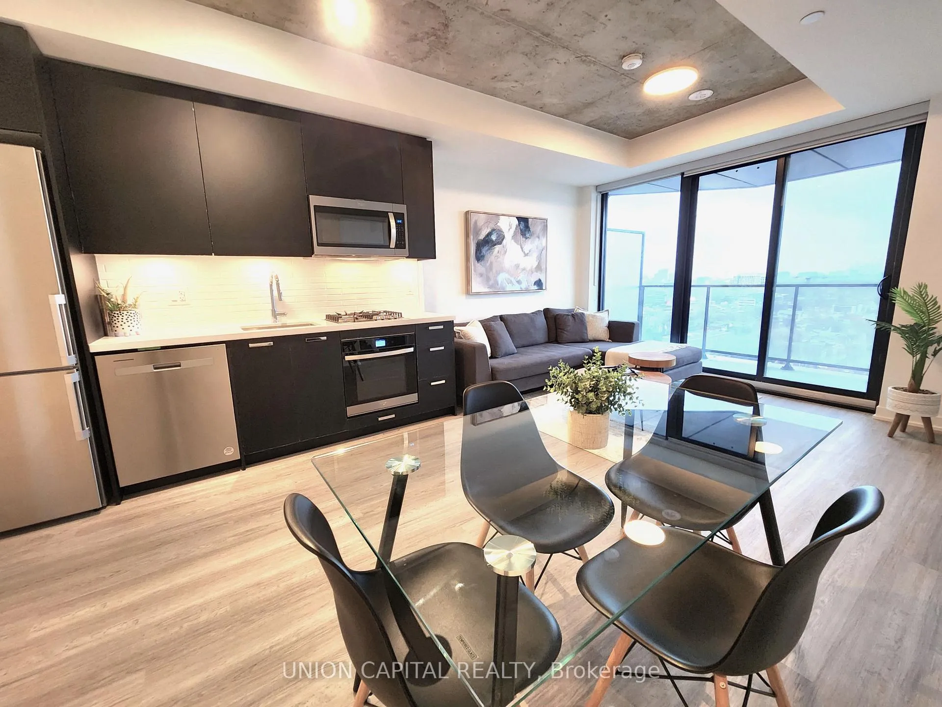 Photo 3 of Unit 1601, 195 McCaul Street, Toronto, Kensington-Chinatown — HOMEH