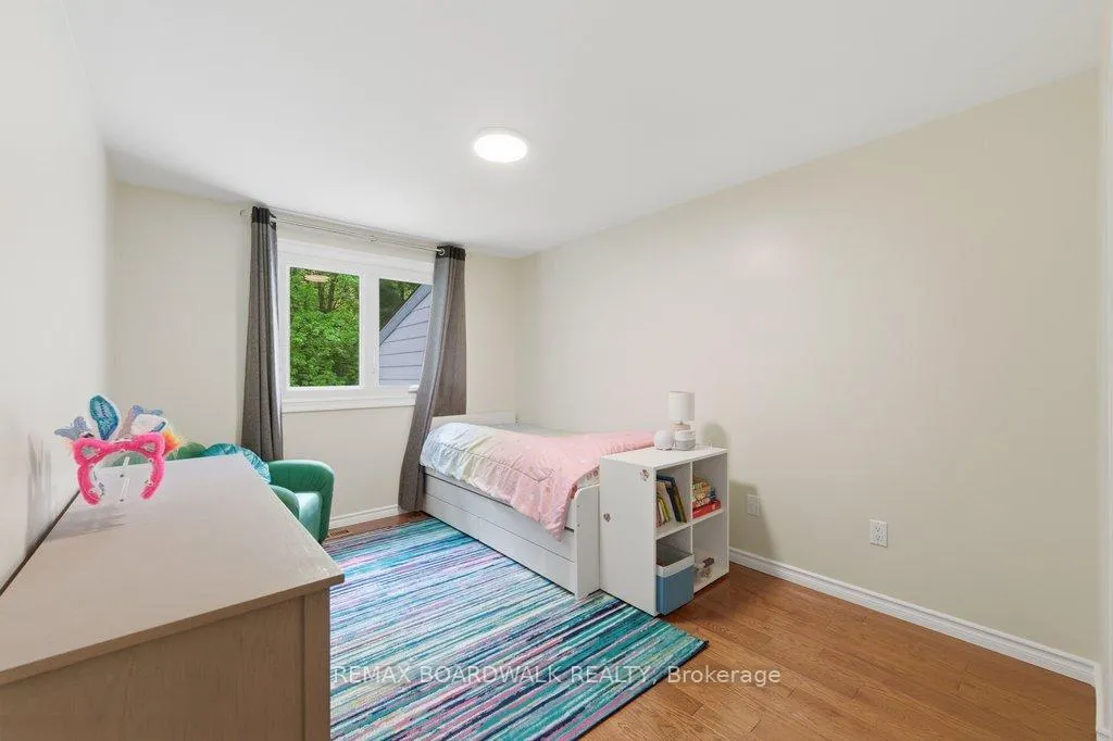 Photo 18 of 4 Glen Park Drive, Ottawa, Blackburn Hamlet (South) — HOMEH