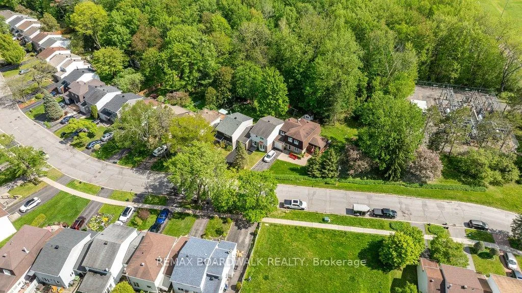 Photo 35 of 4 Glen Park Drive, Ottawa, Blackburn Hamlet (South) — HOMEH