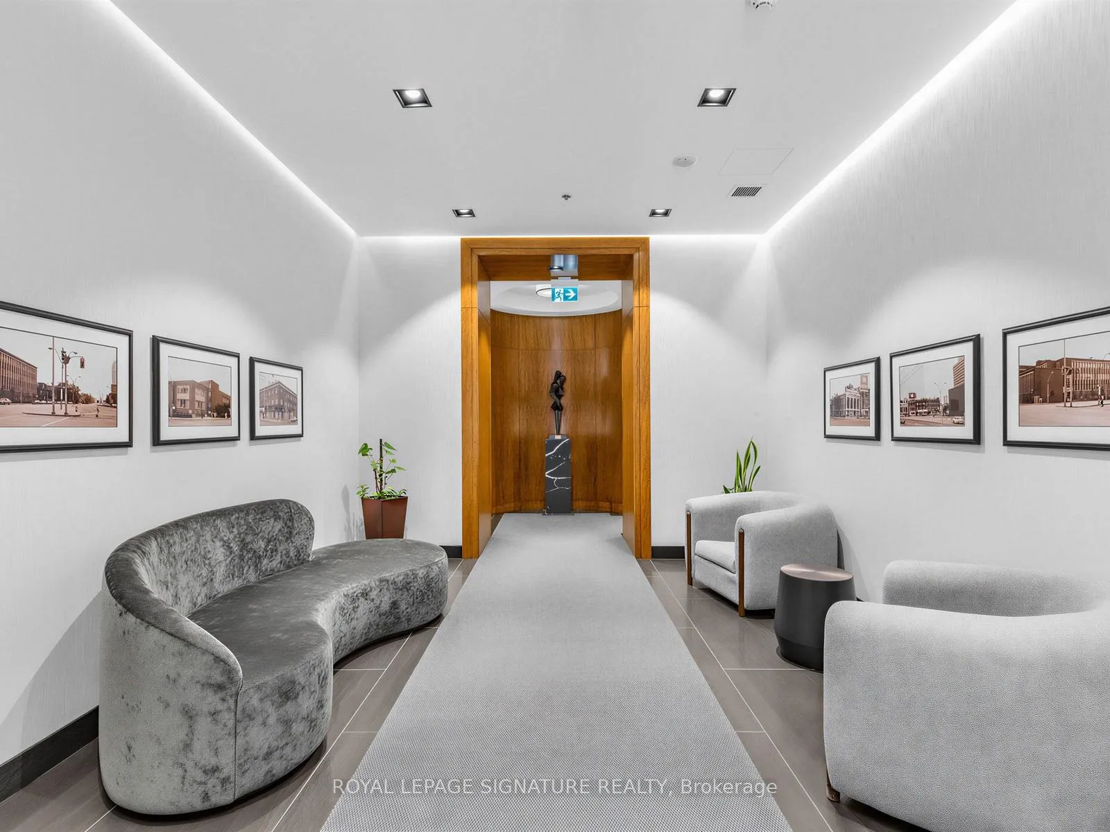 Photo 3 of Unit 409, 736 Spadina Avenue, Toronto, University — HOMEH