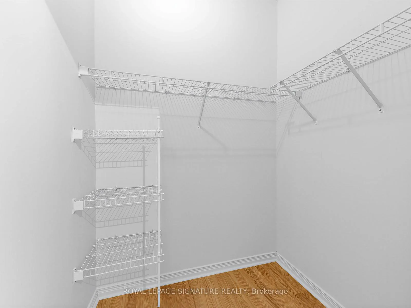 Photo 14 of Unit 409, 736 Spadina Avenue, Toronto, University — HOMEH