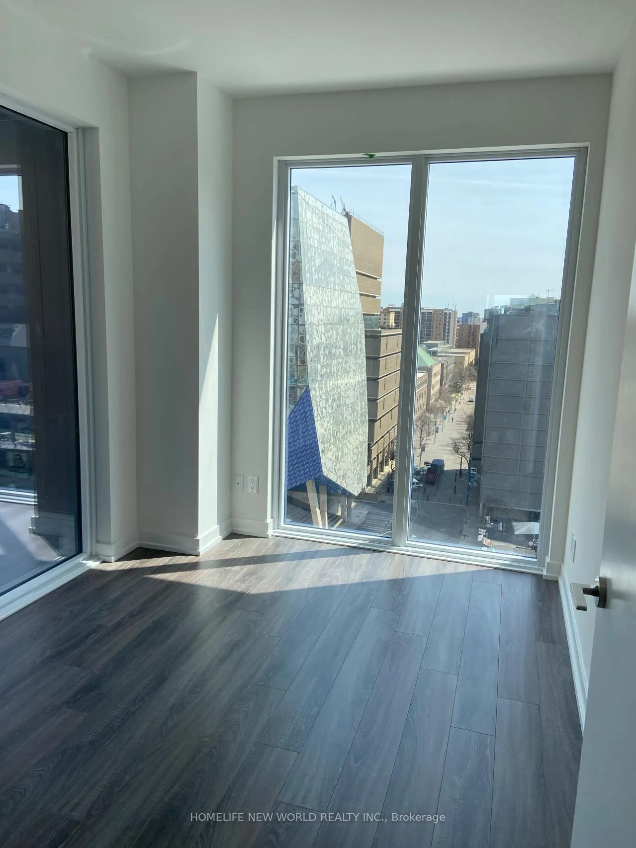 Photo 7 of Unit 902, 20 Edward Street, Toronto, Bay Street Corridor — HOMEH