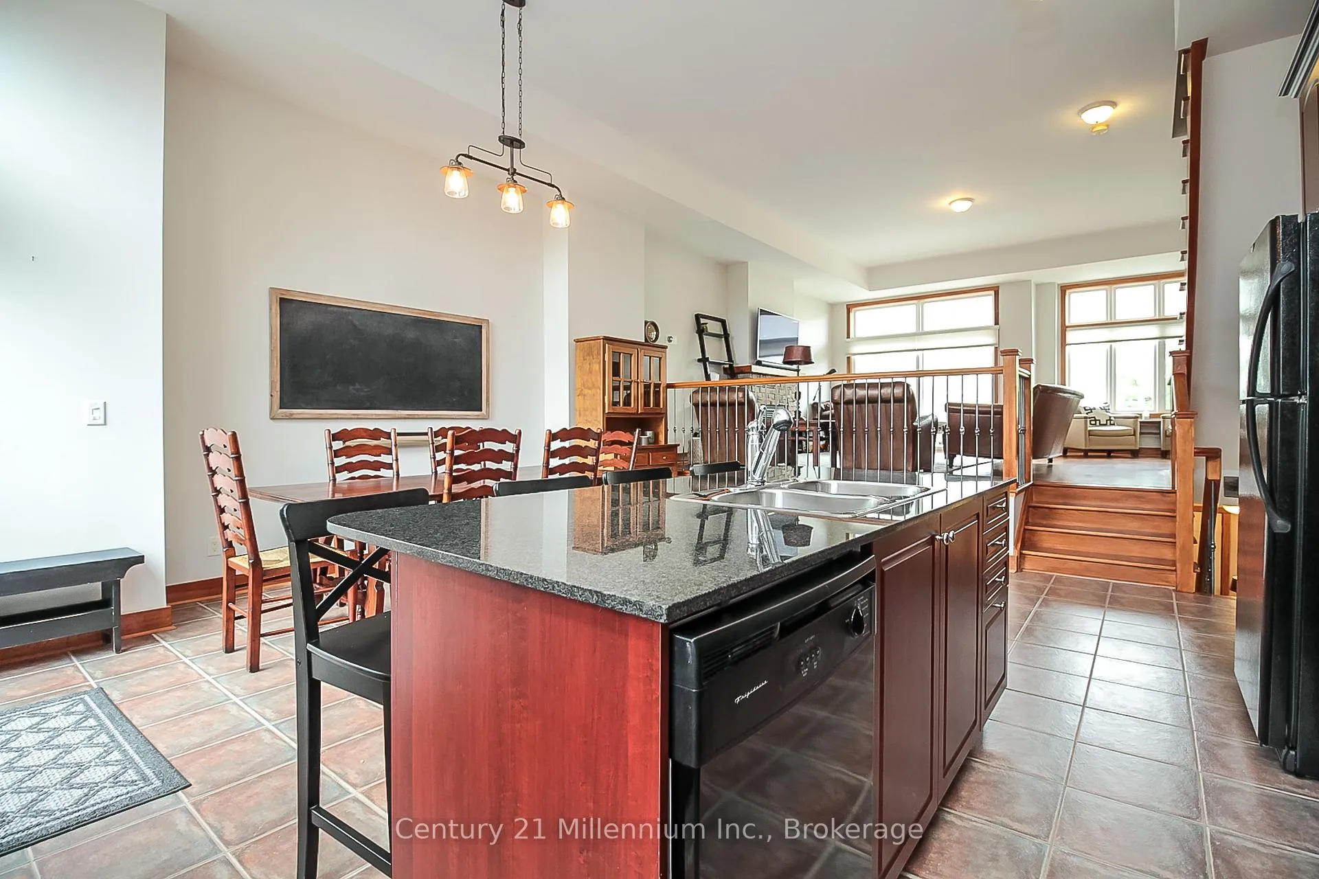 Photo 12 of Unit 7, 104 Farm Gate Road, Blue Mountains — HOMEH