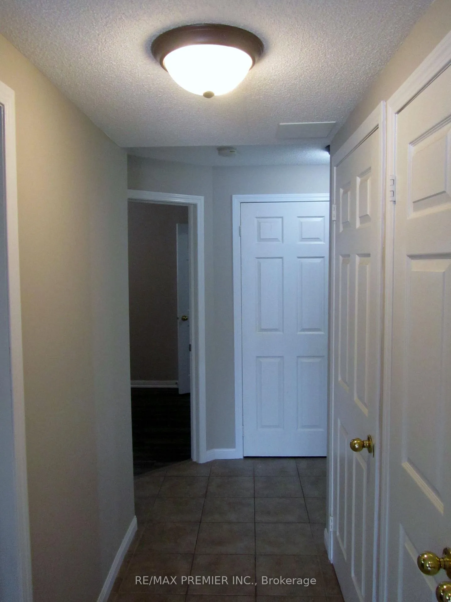 Photo 10 of Unit Unit B, 342 Edgehill Drive, Barrie, Edgehill Drive — HOMEH