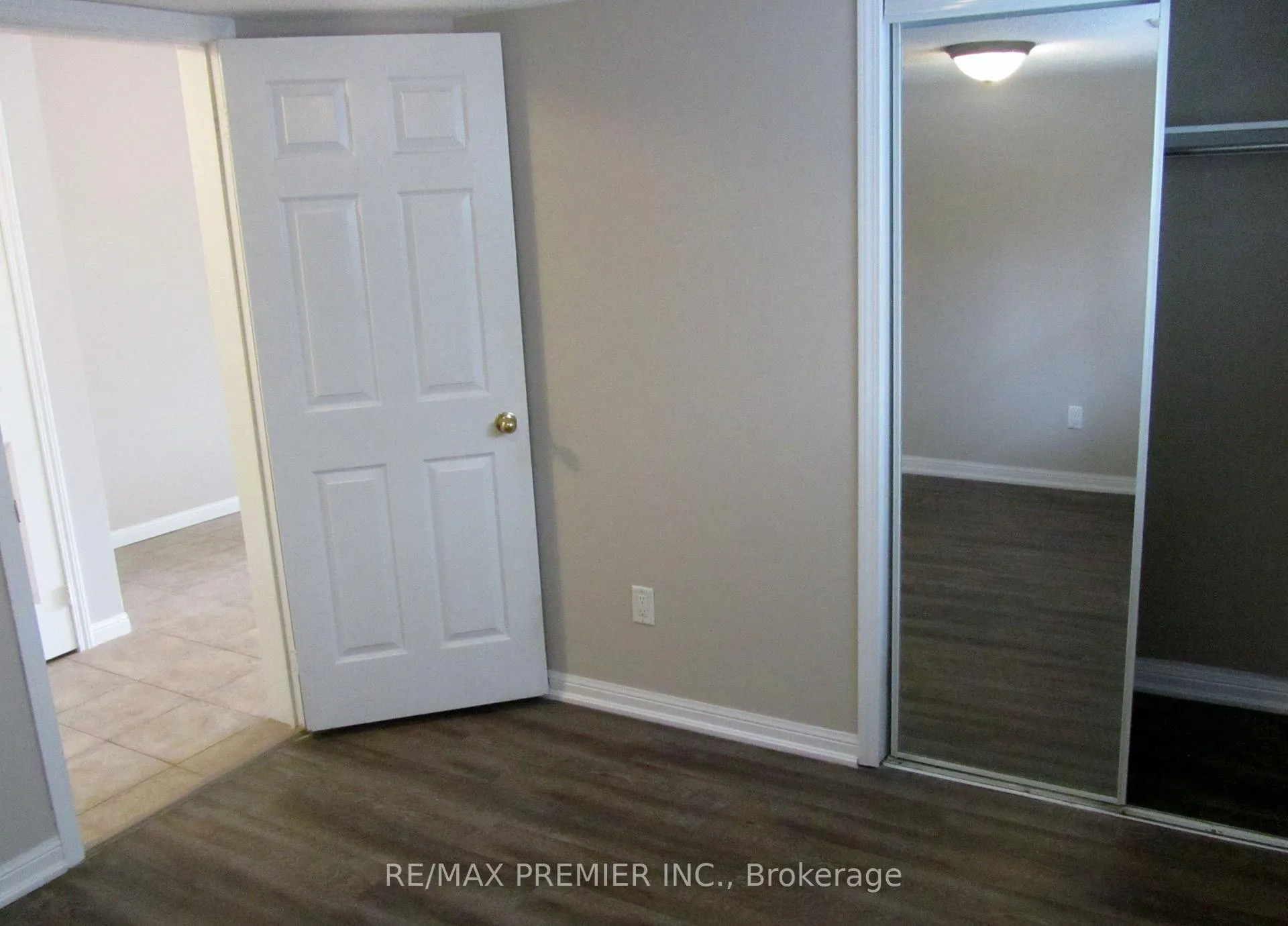 Photo 11 of Unit Unit B, 342 Edgehill Drive, Barrie, Edgehill Drive — HOMEH