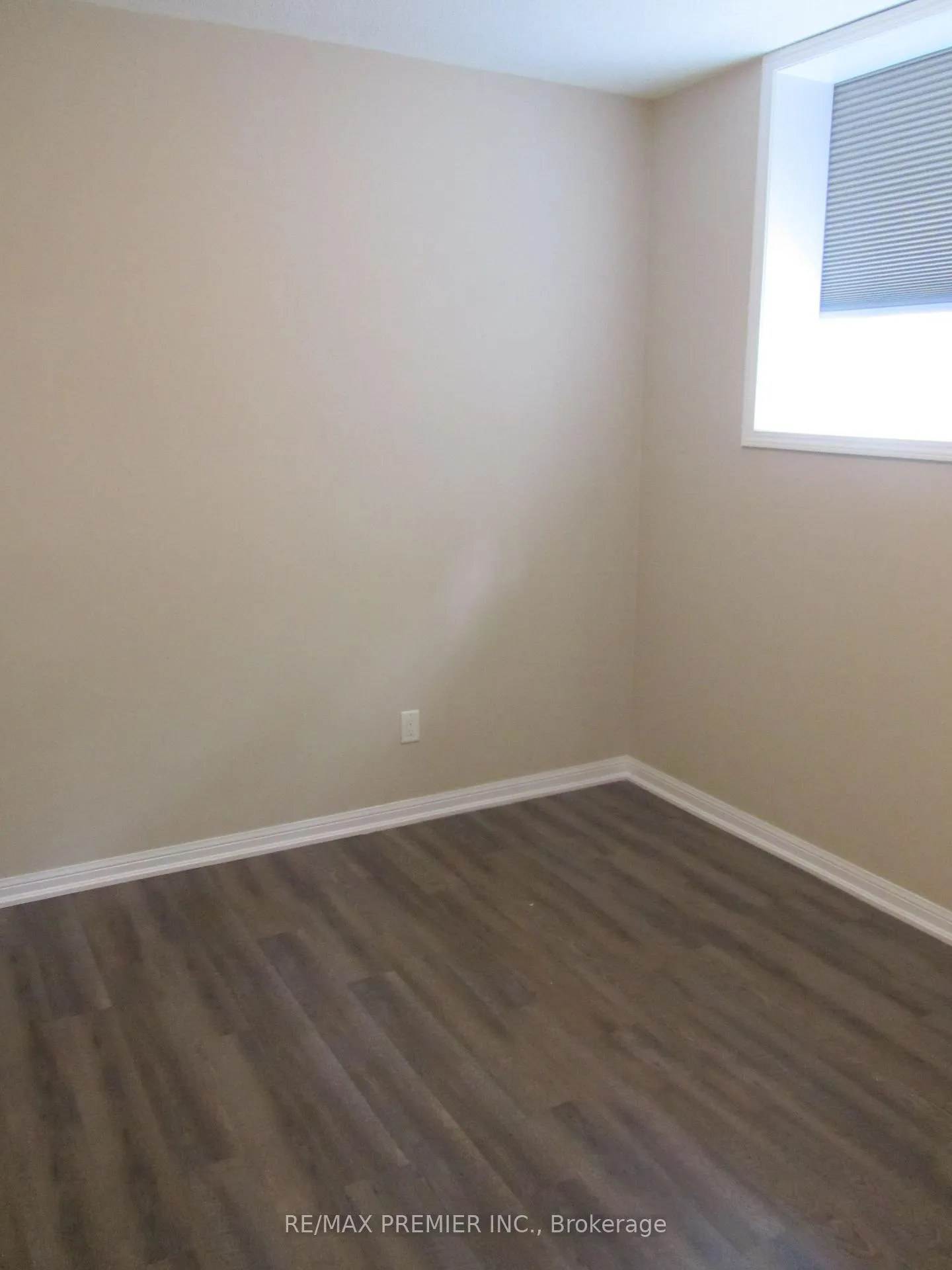 Photo 12 of Unit Unit B, 342 Edgehill Drive, Barrie, Edgehill Drive — HOMEH