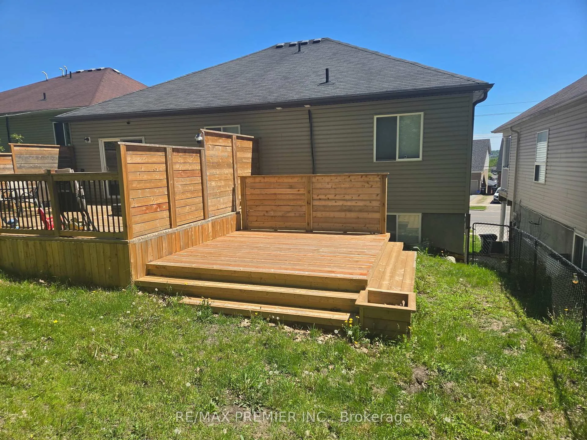 Photo 19 of Unit Unit B, 342 Edgehill Drive, Barrie, Edgehill Drive — HOMEH