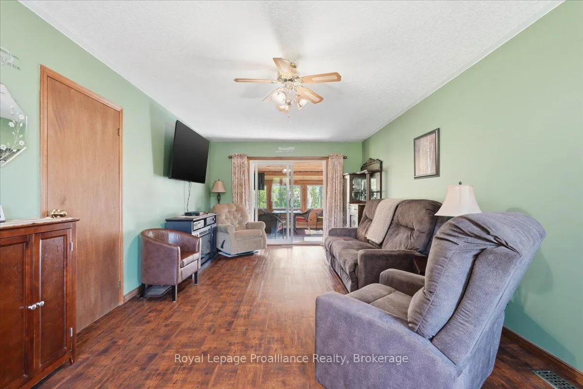 Photo 14 of 330 Thrasher Road, Belleville, Thurlow Ward — HOMEH