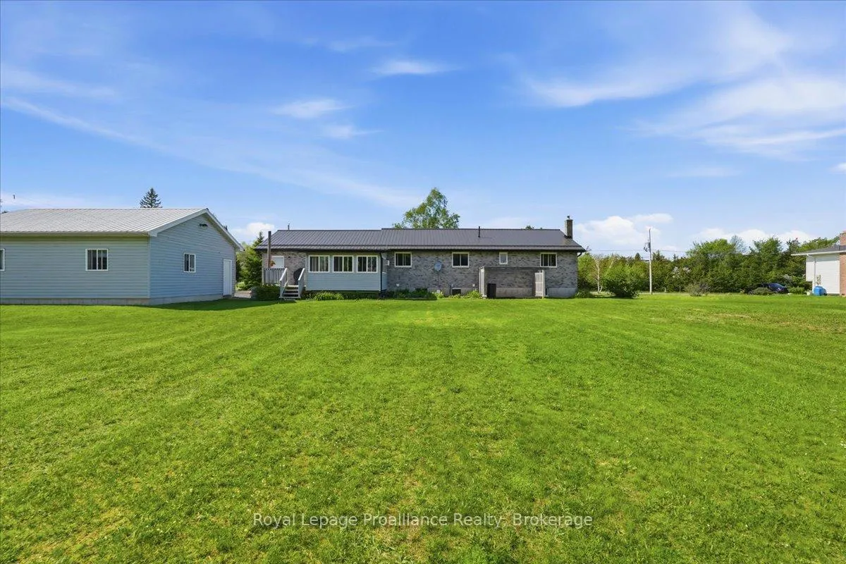 Photo 35 of 330 Thrasher Road, Belleville, Thurlow Ward — HOMEH