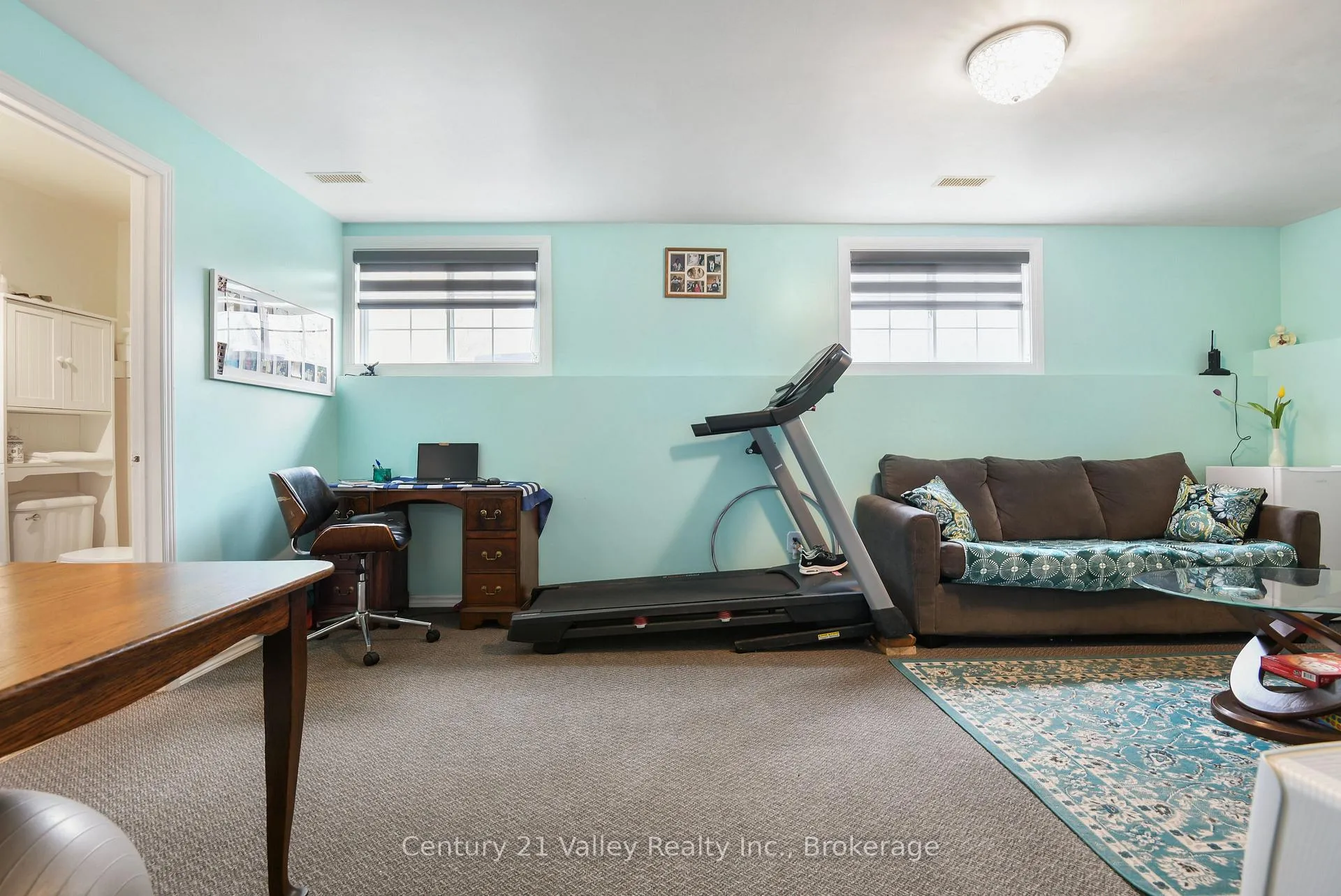 Photo 20 of 99 Queen Street N, Renfrew — HOMEH