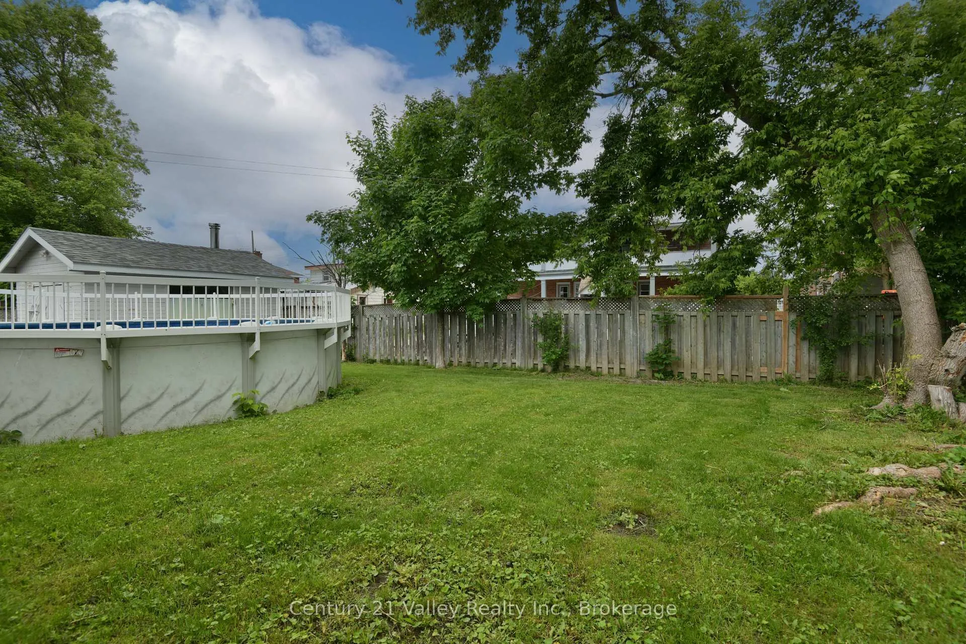 Photo 41 of 99 Queen Street N, Renfrew — HOMEH
