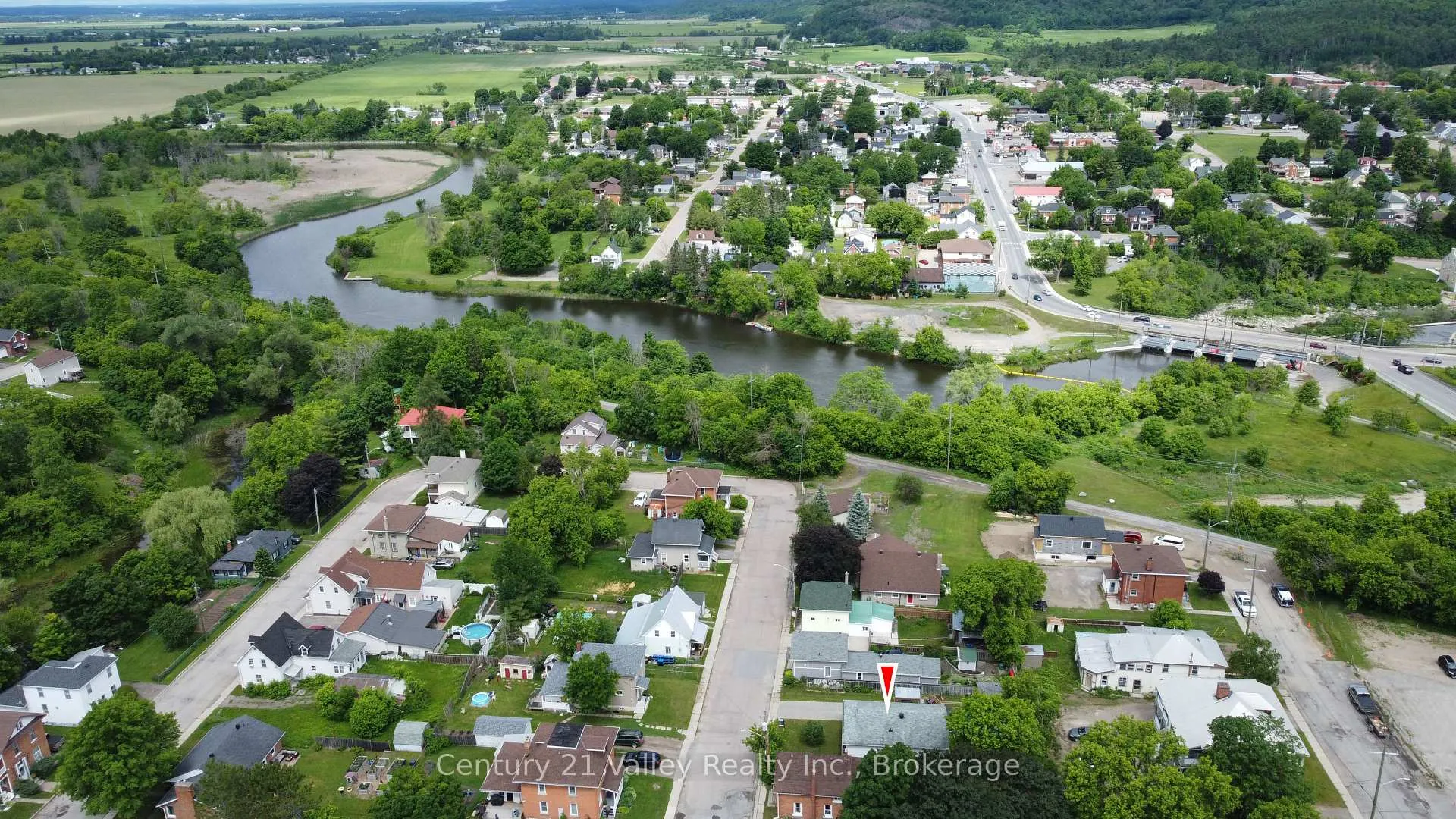Photo 43 of 99 Queen Street N, Renfrew — HOMEH