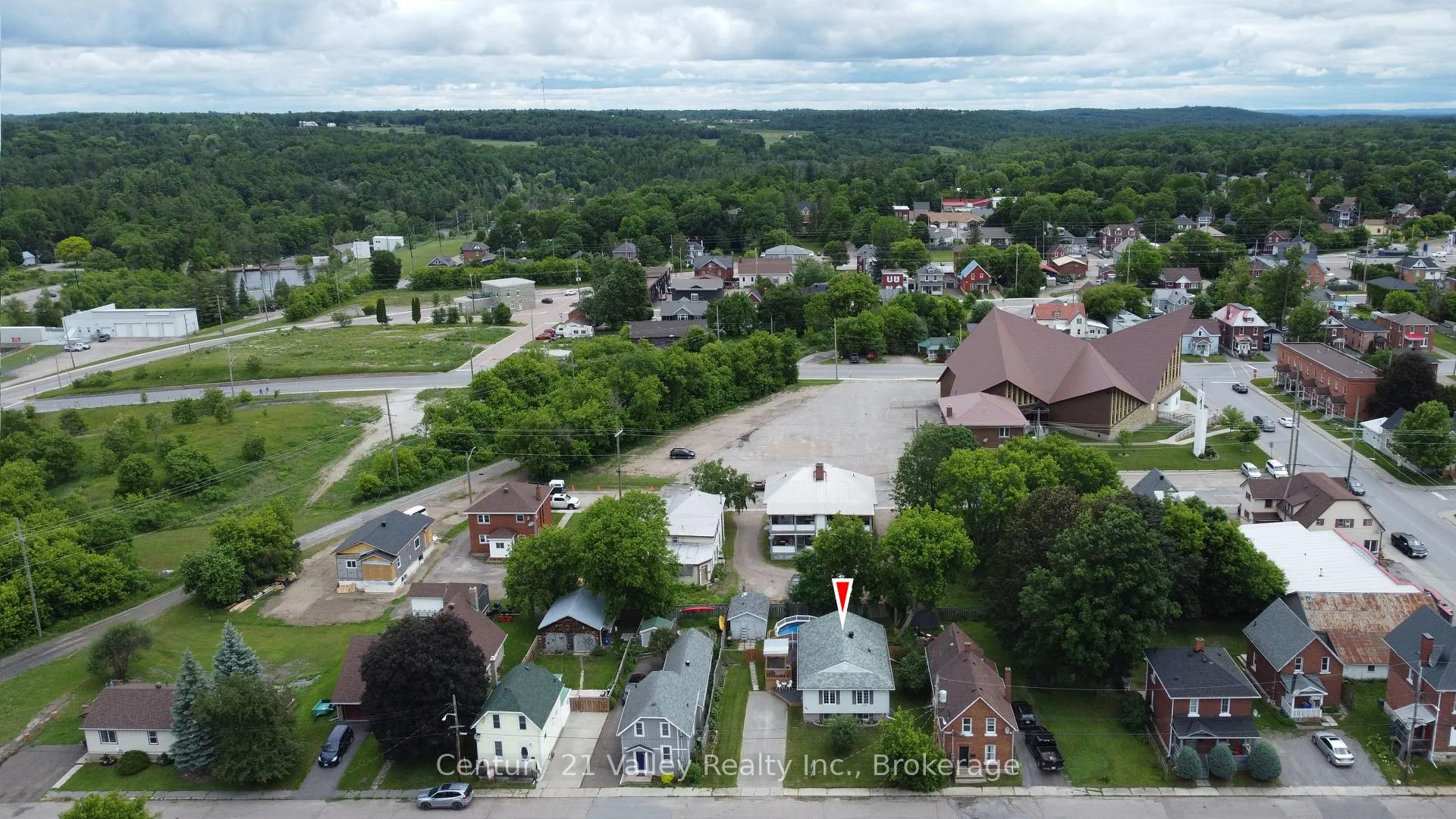 Photo 47 of 99 Queen Street N, Renfrew — HOMEH