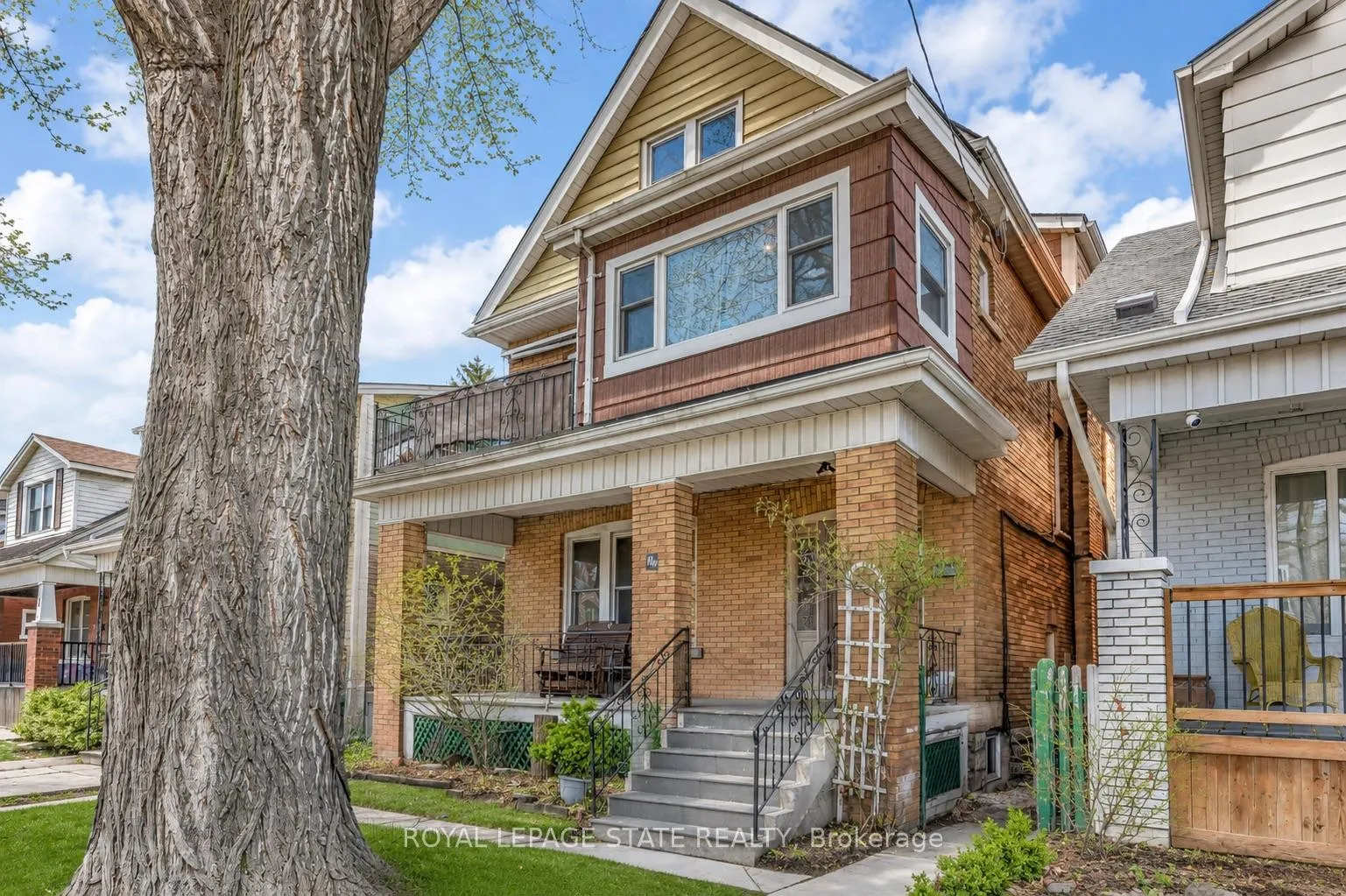 Photo 3 of 70 Belview Avenue, Hamilton, Crown Point — HOMEH