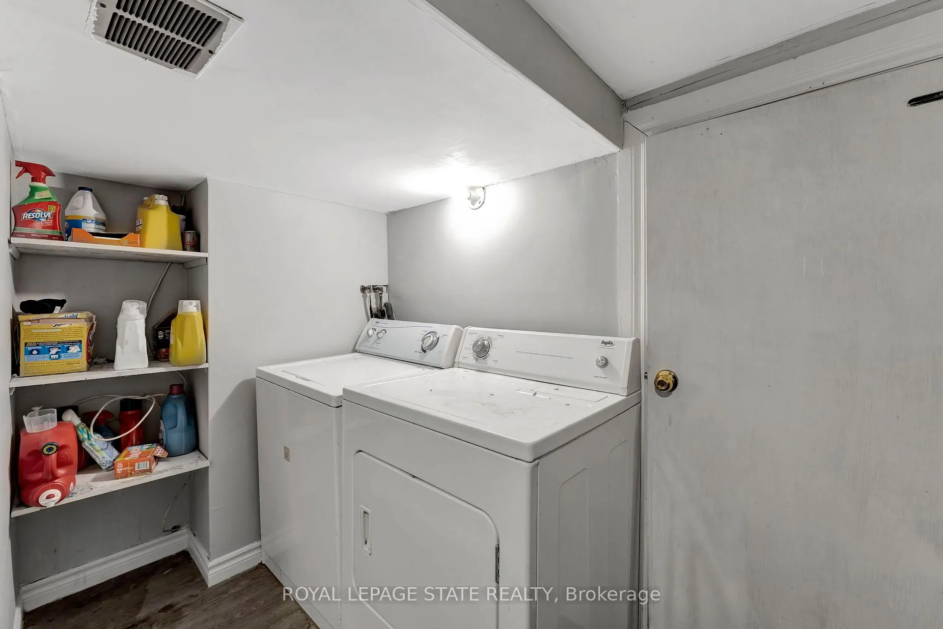 Photo 24 of 70 Belview Avenue, Hamilton, Crown Point — HOMEH