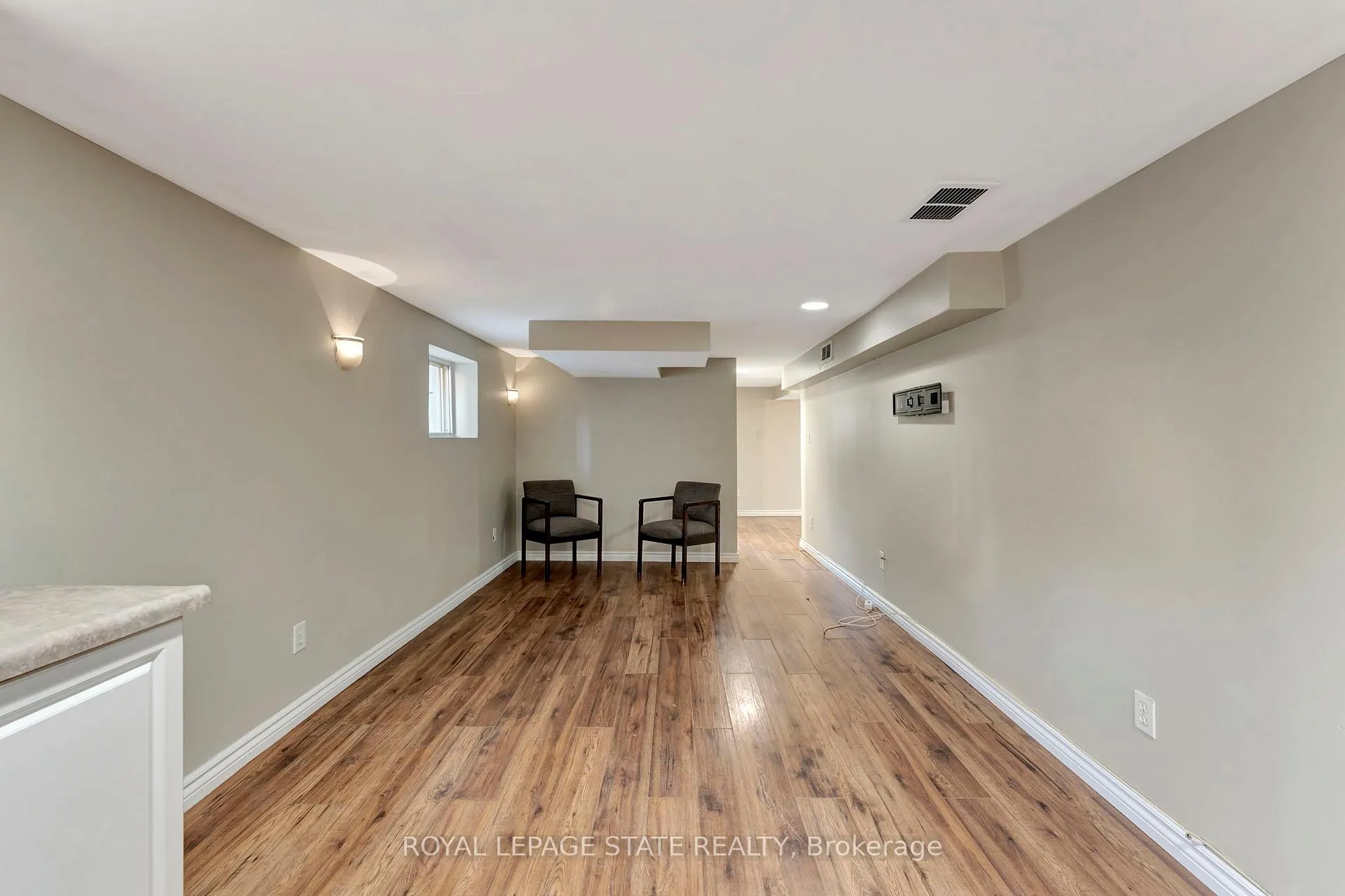 Photo 27 of 70 Belview Avenue, Hamilton, Crown Point — HOMEH