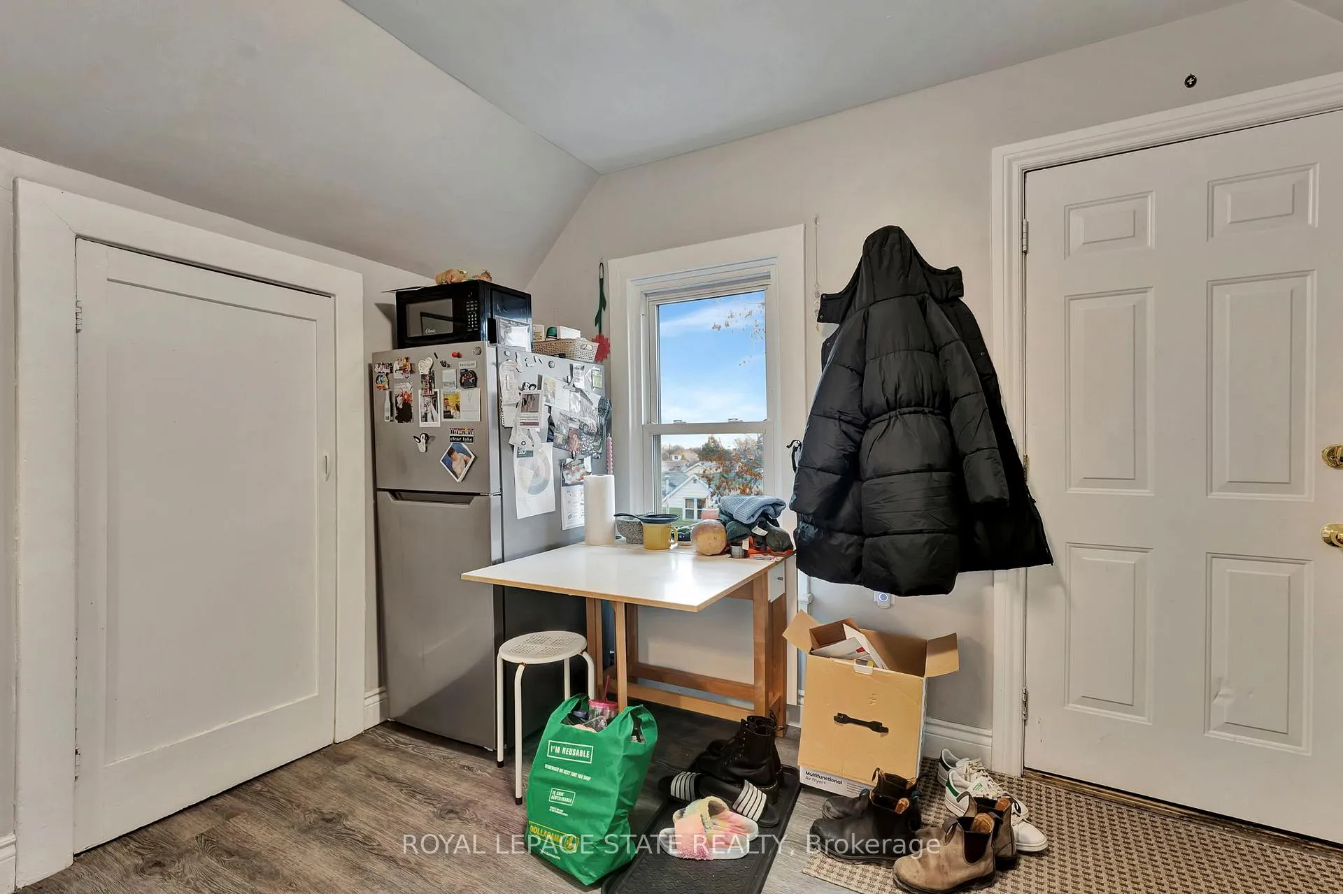 Photo 33 of 70 Belview Avenue, Hamilton, Crown Point — HOMEH