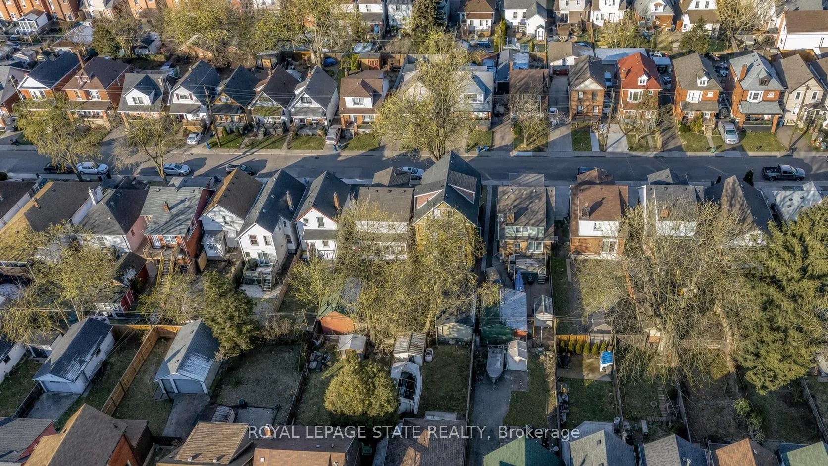 Photo 43 of 70 Belview Avenue, Hamilton, Crown Point — HOMEH