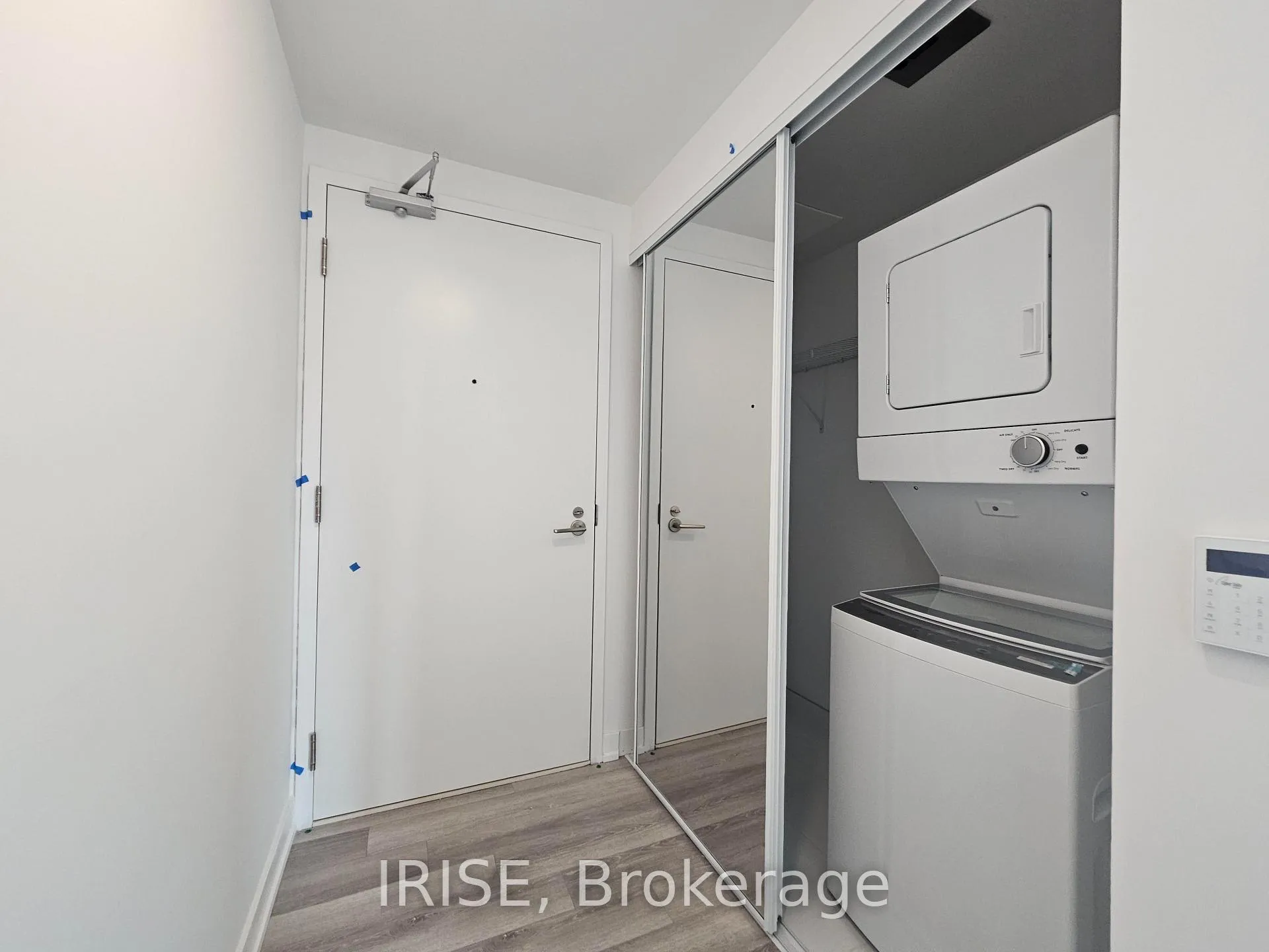 Photo 17 of Unit 2414, 230 Simcoe Street, Toronto, Kensington-Chinatown — HOMEH