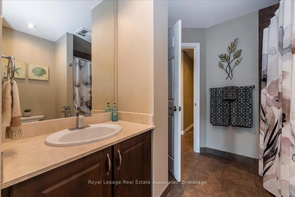 Photo 20 of Unit 811, 37 Ellen Street, Barrie, City Centre — HOMEH