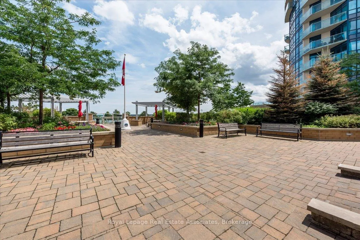 Photo 25 of Unit 811, 37 Ellen Street, Barrie, City Centre — HOMEH