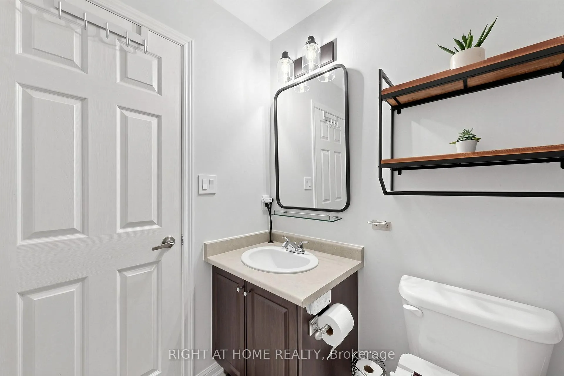 Photo 24 of 252 Wetenhall Landing, Milton, Harrison — HOMEH