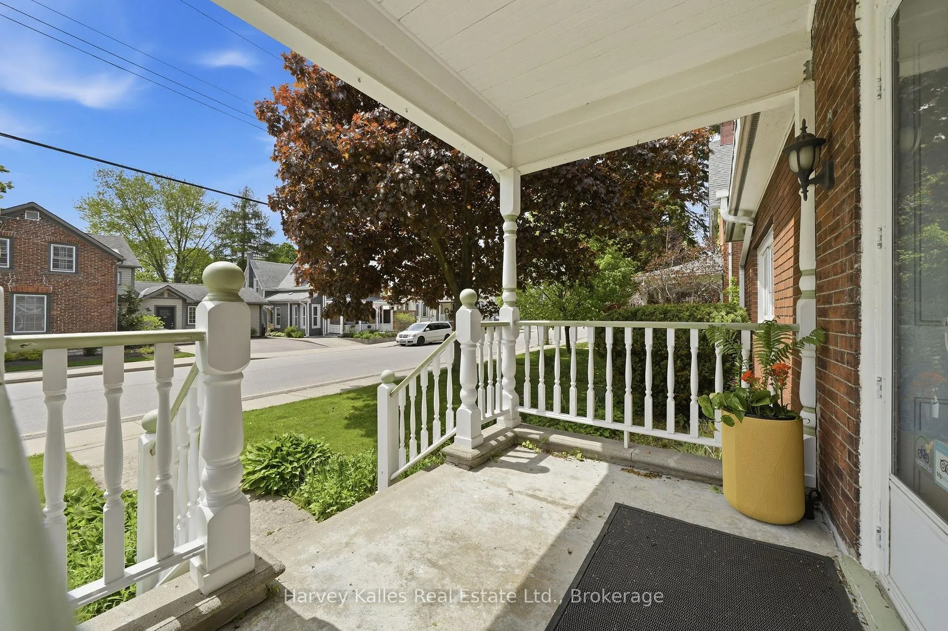 Photo 4 of 18 Centre Street, Prince Edward County, Picton Ward — HOMEH