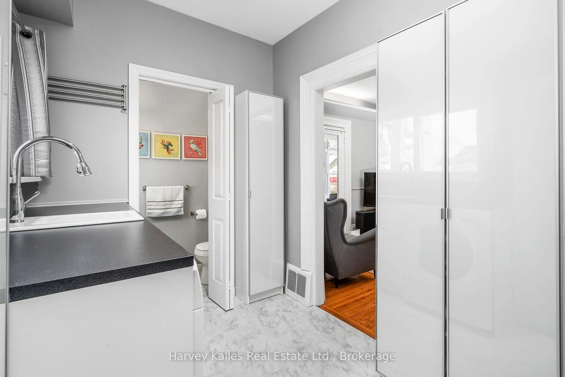 Photo 16 of 18 Centre Street, Prince Edward County, Picton Ward — HOMEH