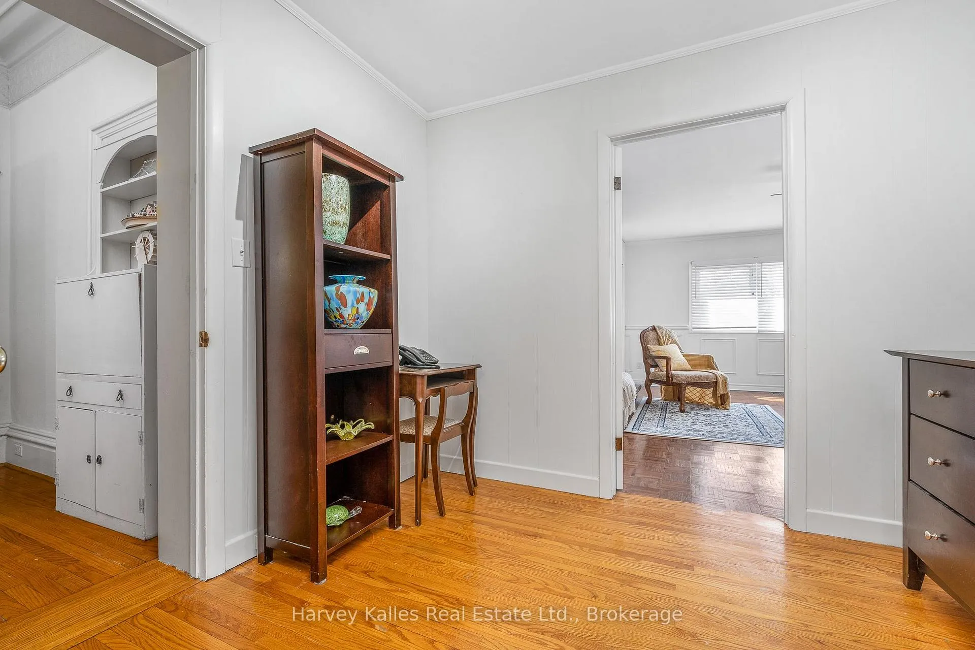 Photo 21 of 18 Centre Street, Prince Edward County, Picton Ward — HOMEH