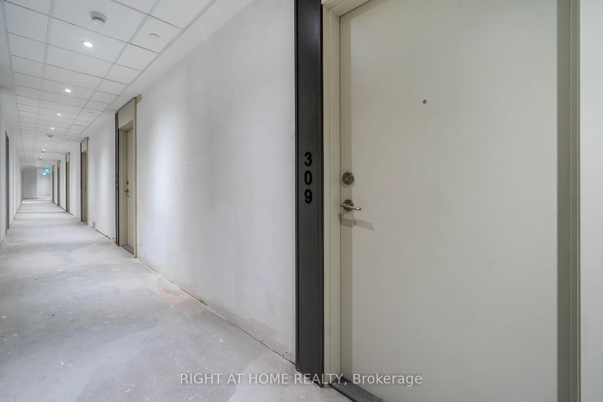 Photo 21 of Unit 0309, 10 Flavelle Trail, Vaughan, Steeles West Industrial — HOMEH