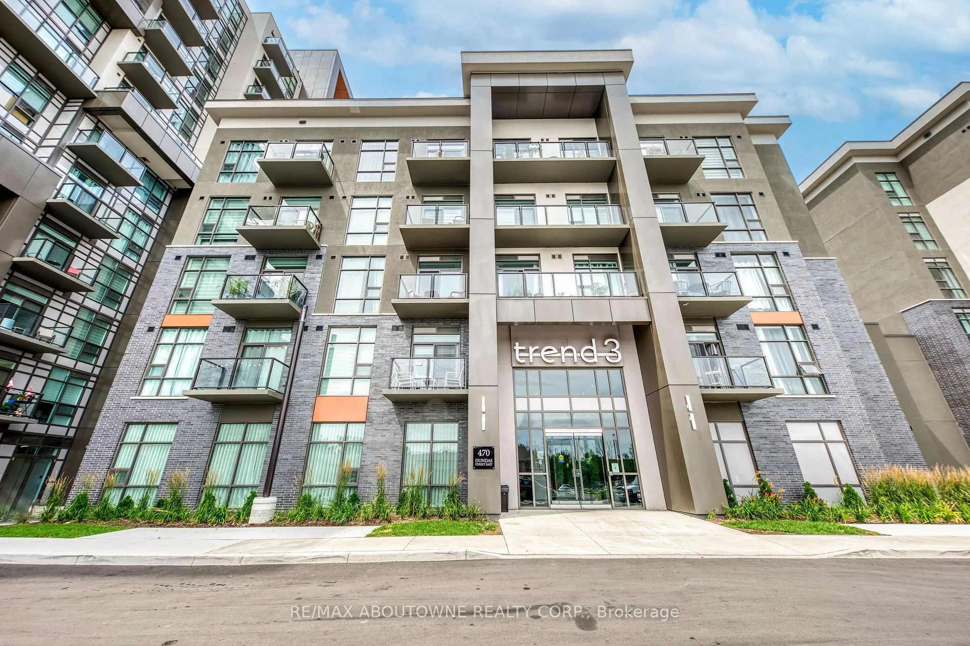 Photo 1 of Unit 429, 470 Dundas Street E, Hamilton, Waterdown — HOMEH
