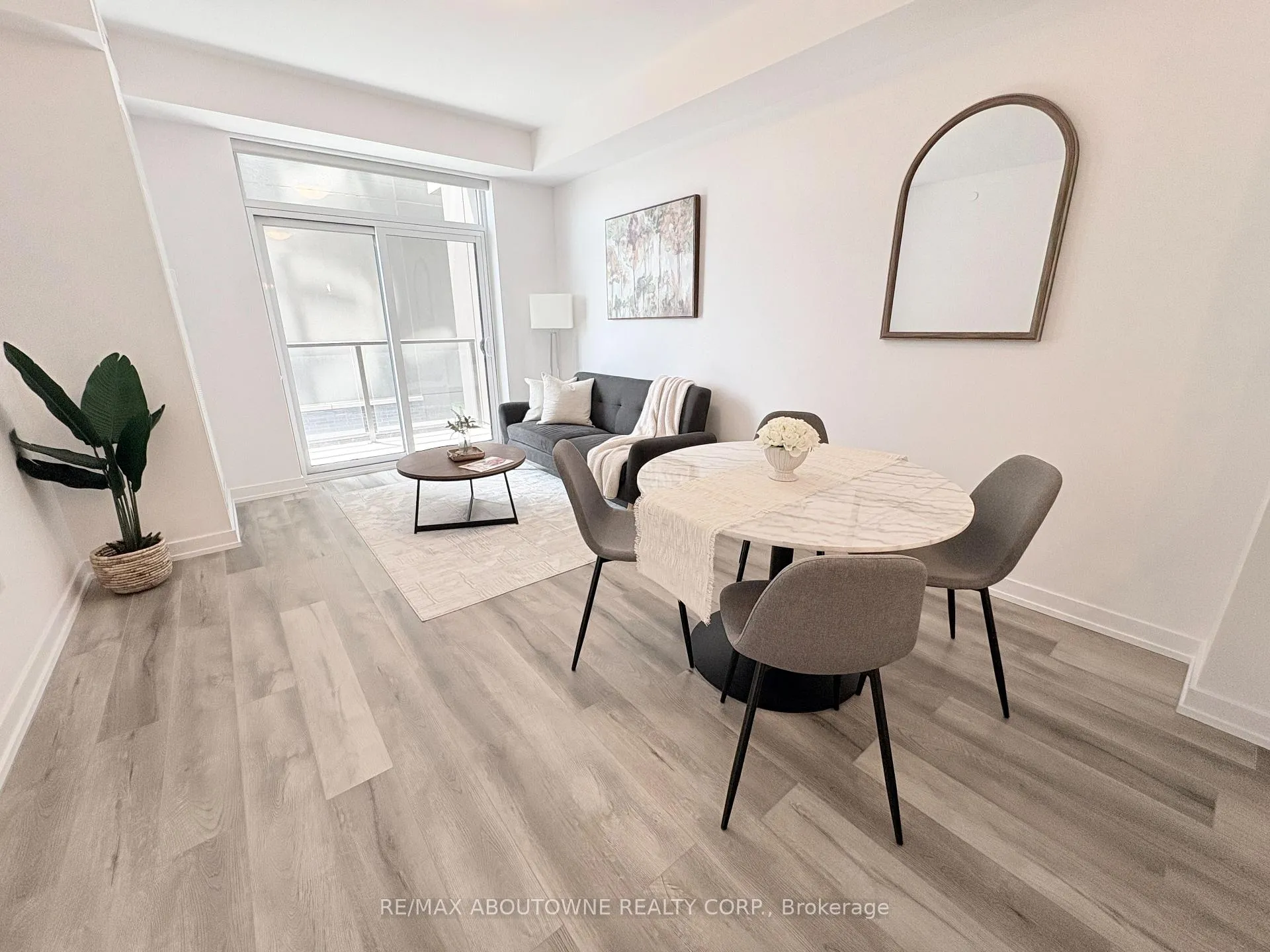 Photo 8 of Unit 429, 470 Dundas Street E, Hamilton, Waterdown — HOMEH