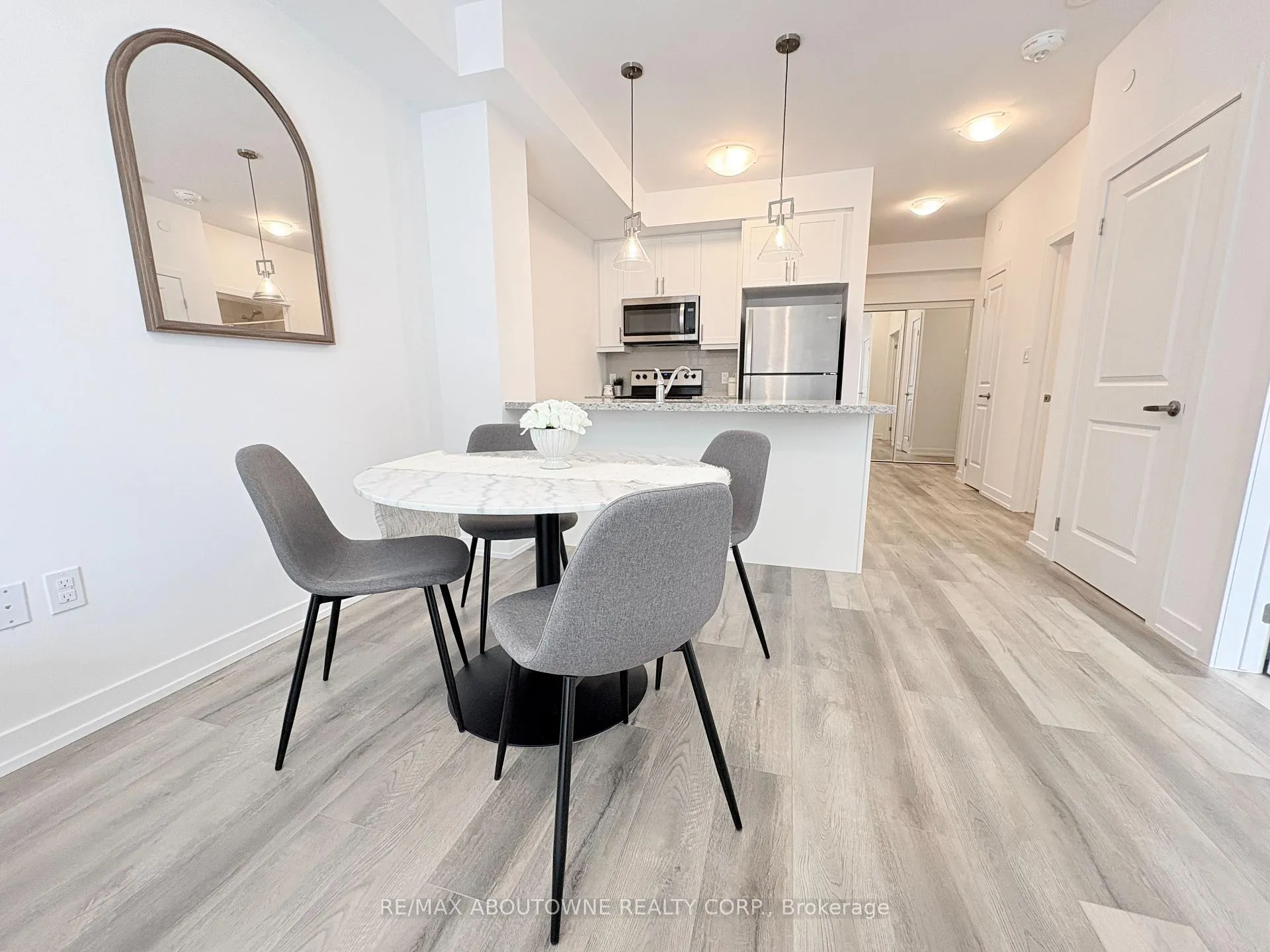 Photo 13 of Unit 429, 470 Dundas Street E, Hamilton, Waterdown — HOMEH