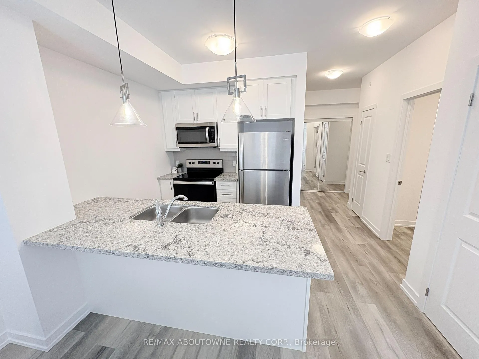 Photo 14 of Unit 429, 470 Dundas Street E, Hamilton, Waterdown — HOMEH