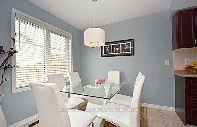 Photo 7 of 1307 Brandon Terrace, Milton, Dempsey — HOMEH