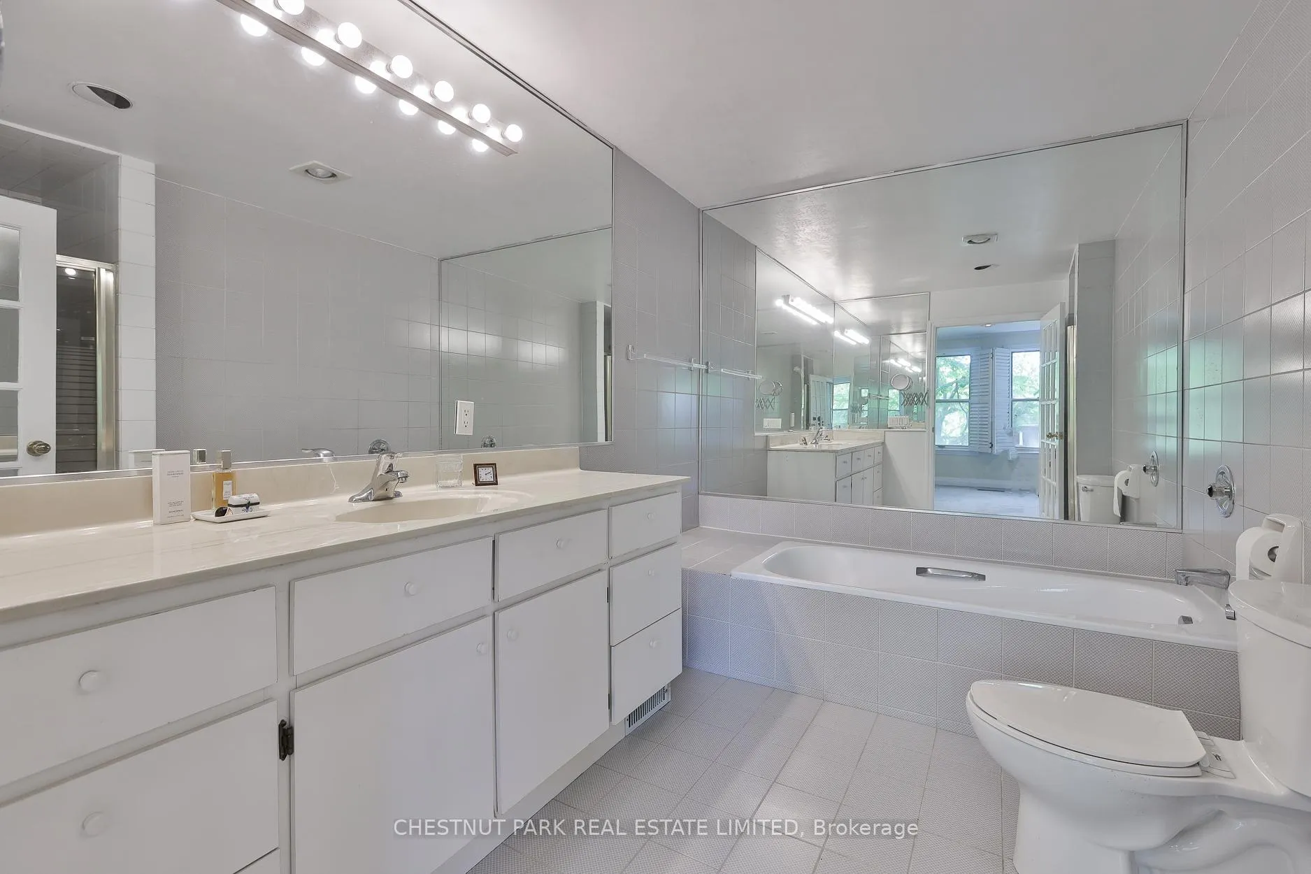 Photo 20 of 97 Farnham Avenue, Toronto, Yonge-St. Clair — HOMEH