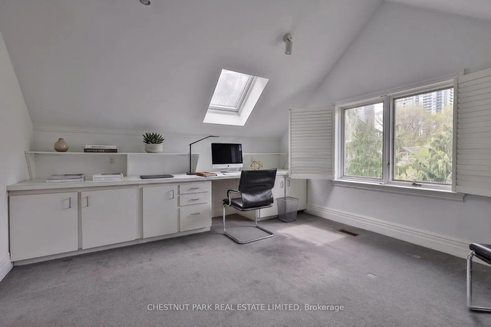 Photo 33 of 97 Farnham Avenue, Toronto, Yonge-St. Clair — HOMEH