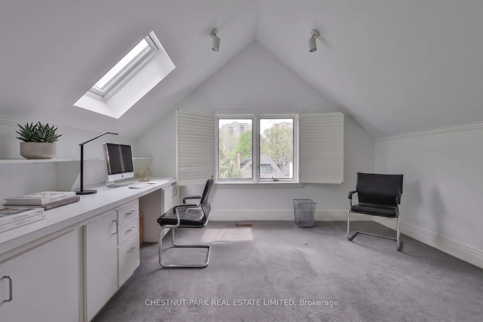 Photo 34 of 97 Farnham Avenue, Toronto, Yonge-St. Clair — HOMEH