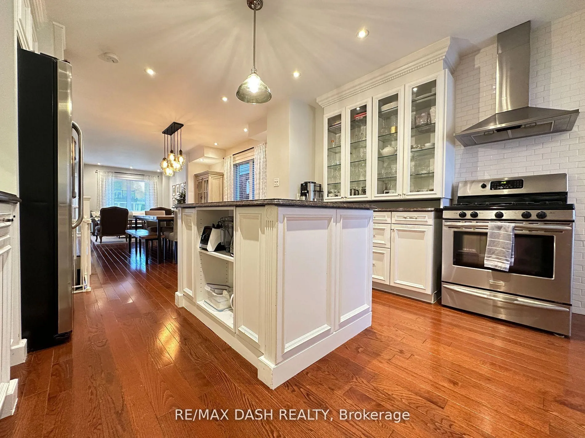 Photo 16 of 24 Berkshire Avenue, Toronto, South Riverdale — HOMEH